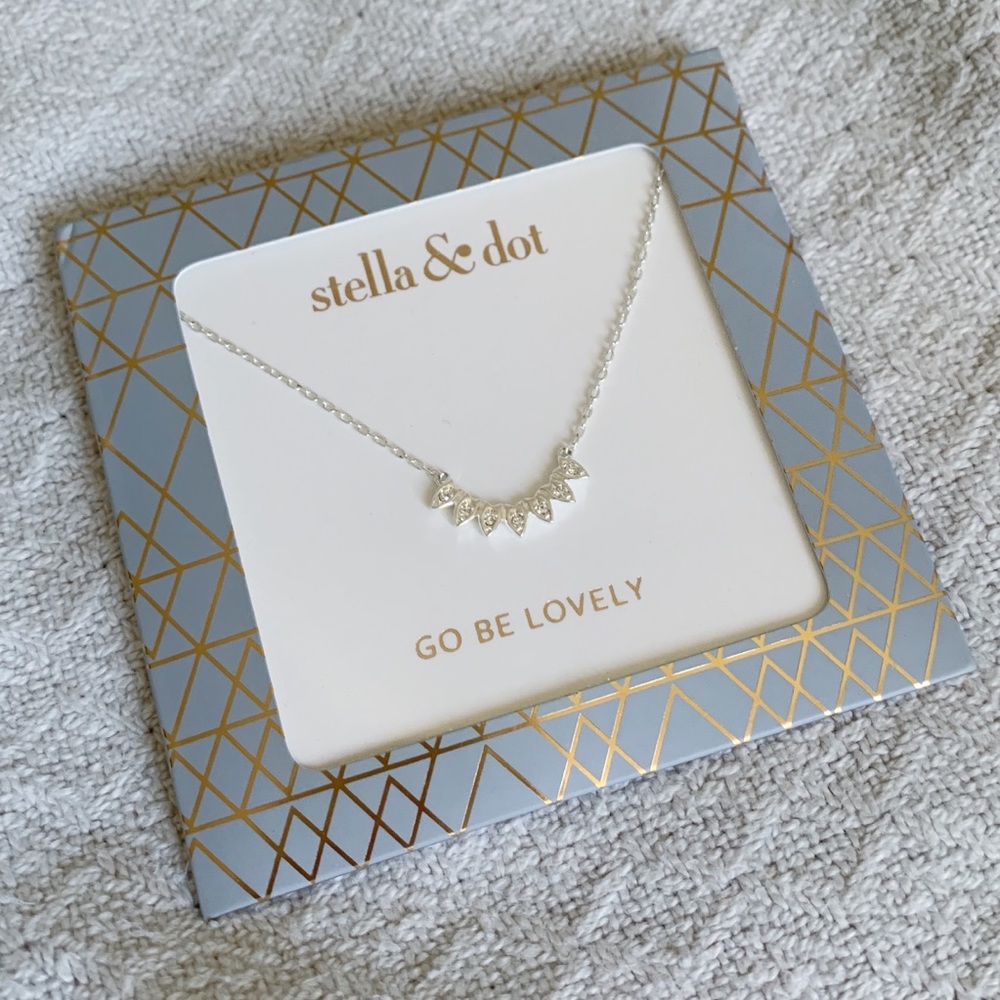Stella & Dot Aurora Necklace